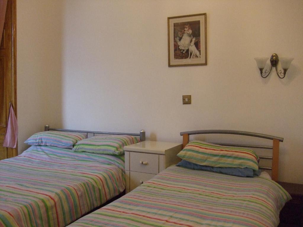 Swan Lake Guest House Edinburgh Room photo