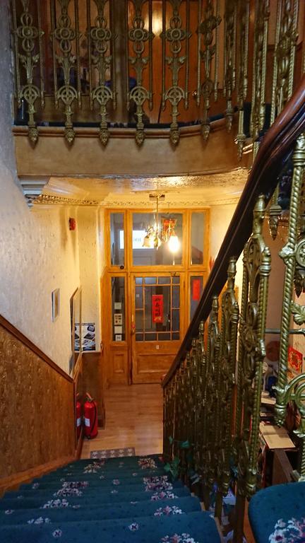 Swan Lake Guest House Edinburgh Exterior photo